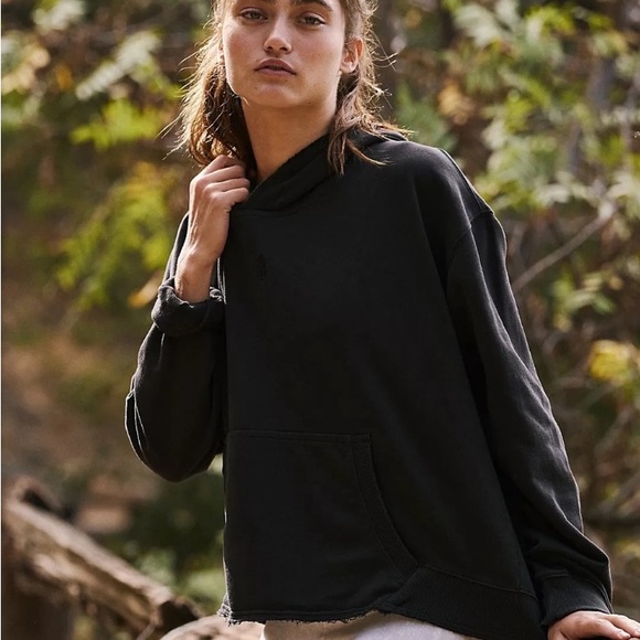 NEW Free People Movement All Sport Sweat in Black - Picture 3 of 12